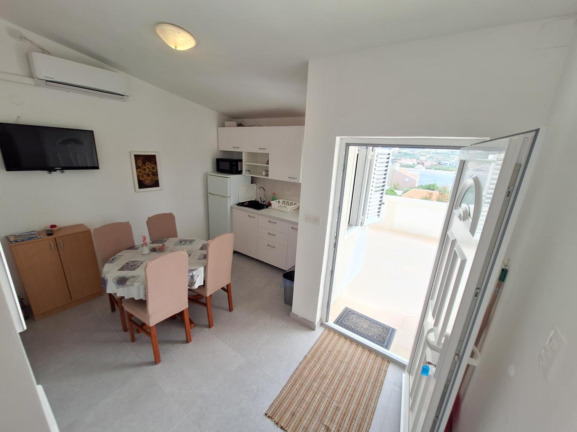 Sunny Bi-Pi Apartment Pag Town Eksteriør billede